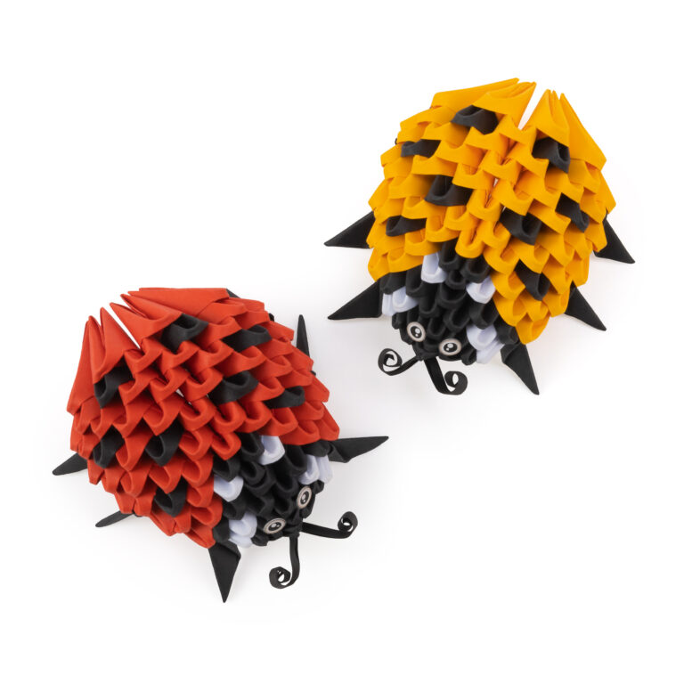 ORIGAMI_2568_ladybugs